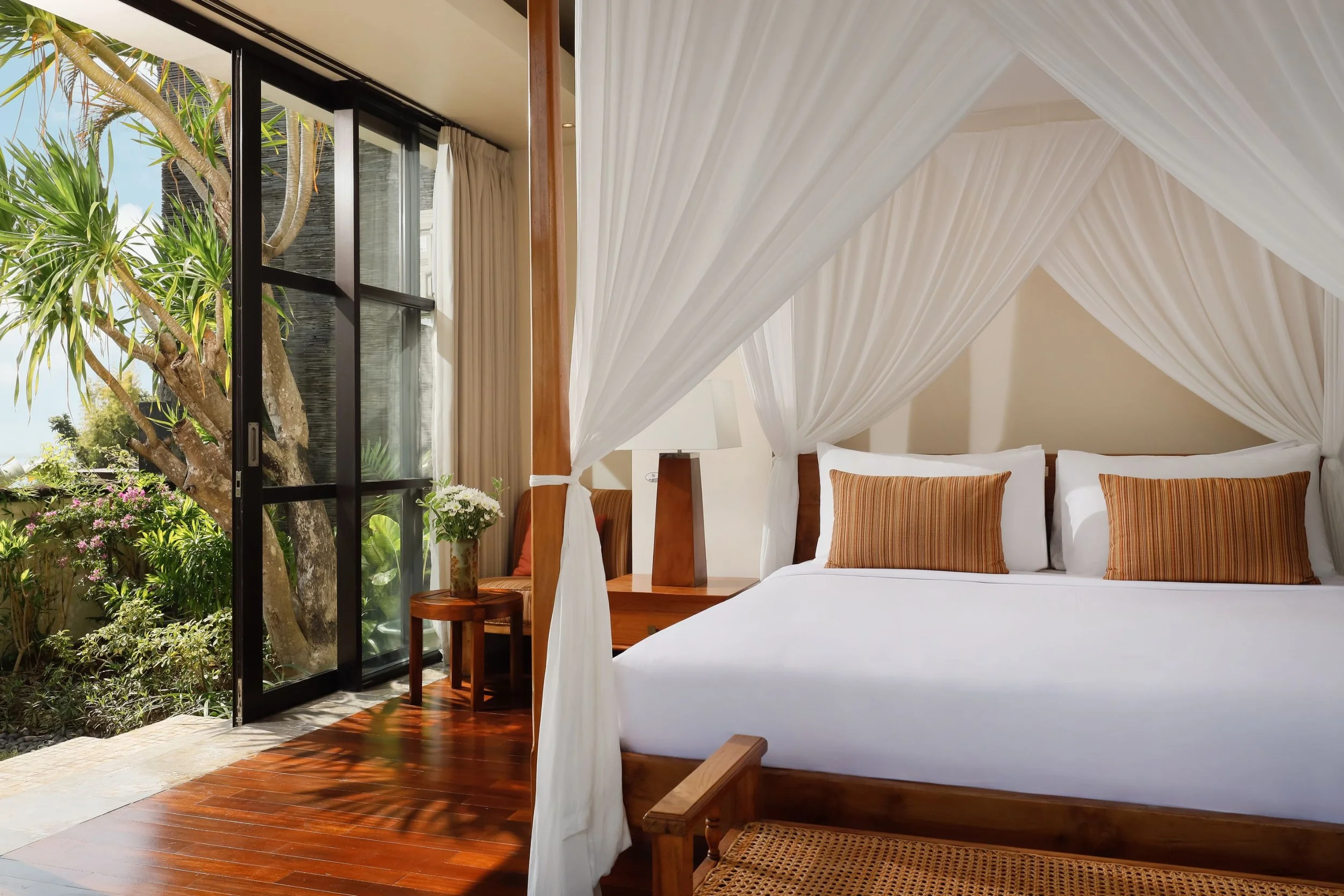 VillaJamalu_Bali_08_Bed.jpg
