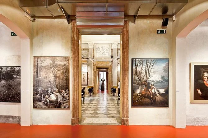 Percorso Artistico Tra Collettive Internazionali e Grandi Vetrine