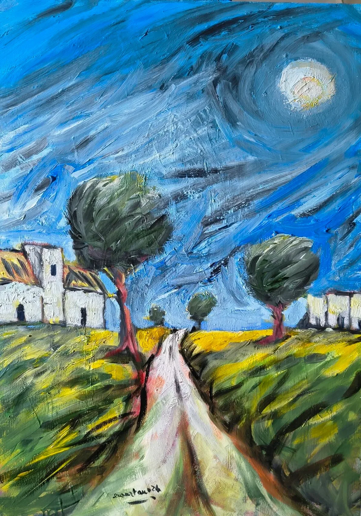In questo maestoso olio su tela di grande formato, il paesaggio mediterraneo si trasforma in una visione dinamica e carica di energia. Un sentiero sterrato e luminoso spunta in primo piano, f fendendo campi dorati e colline verdeggianti punteggiate d