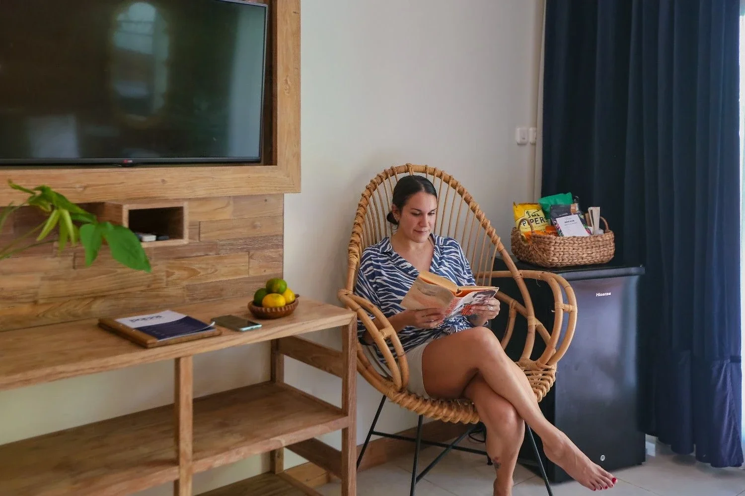 Comfortable guest room at Pesona Beach Resort & Spa in Gili Trawangan with modern amenities.