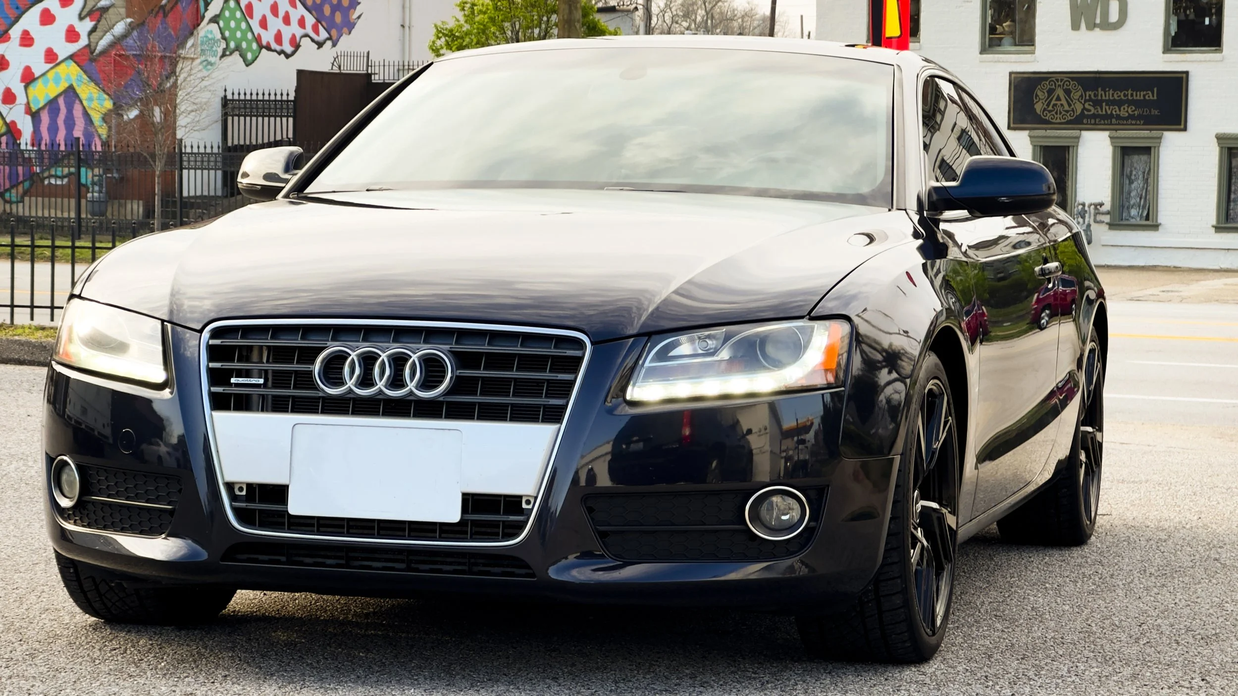 CropedLicencePlate2Luxdream Detailing Black Audi.jpg
