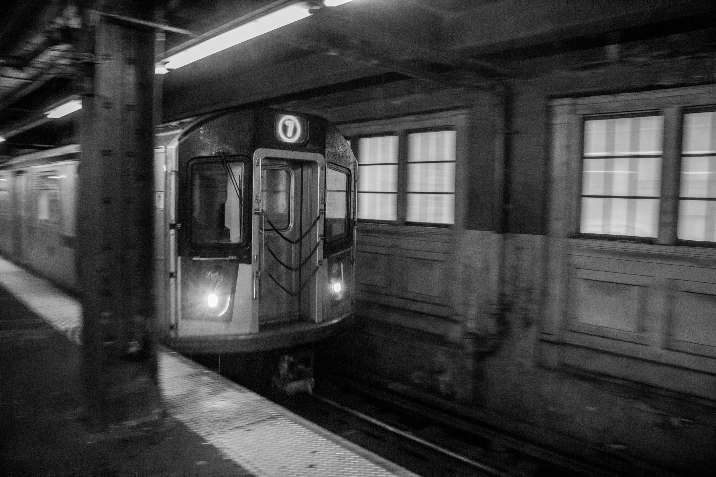 7 Subway Train at Queensboro Plaza