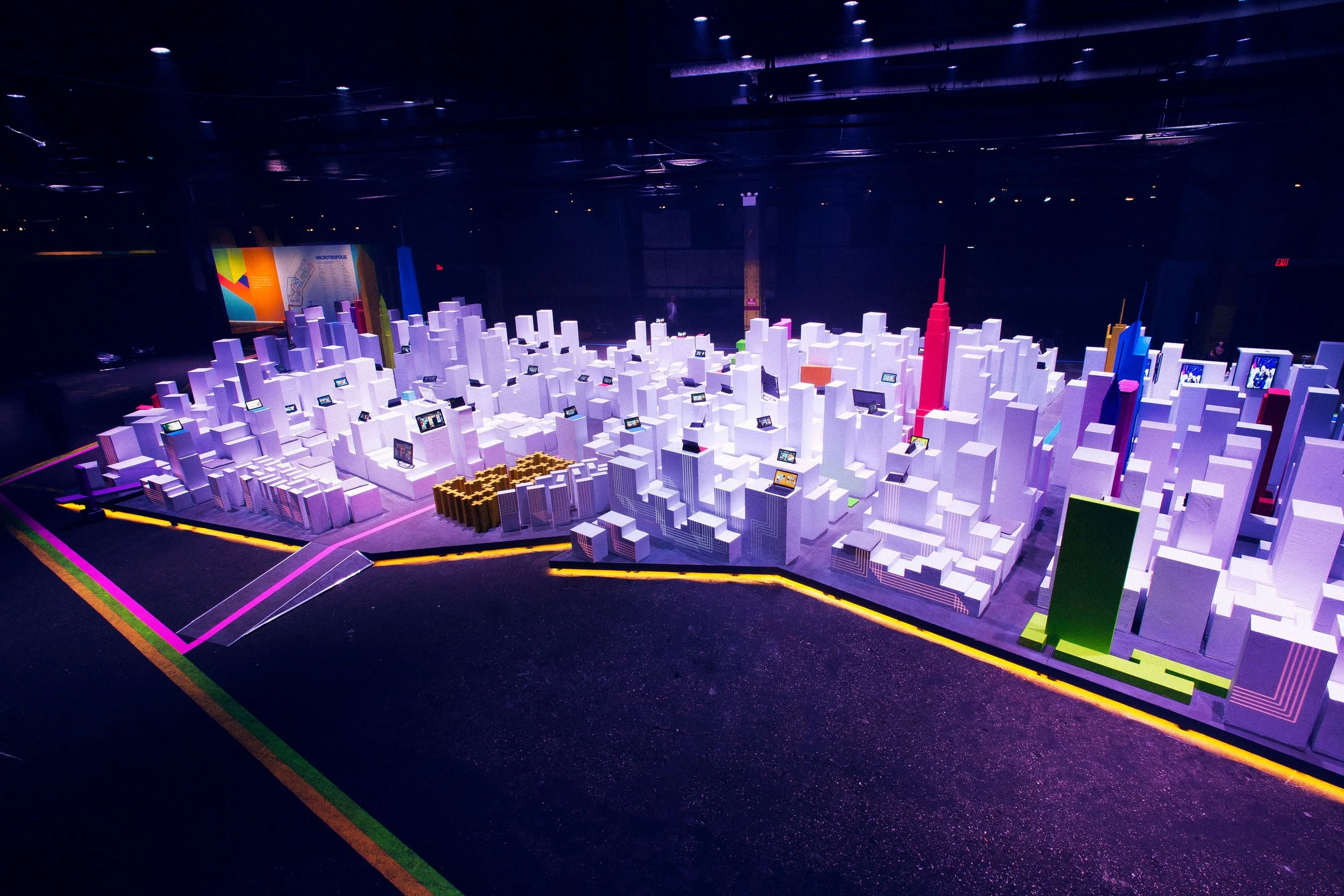 Microtropolis