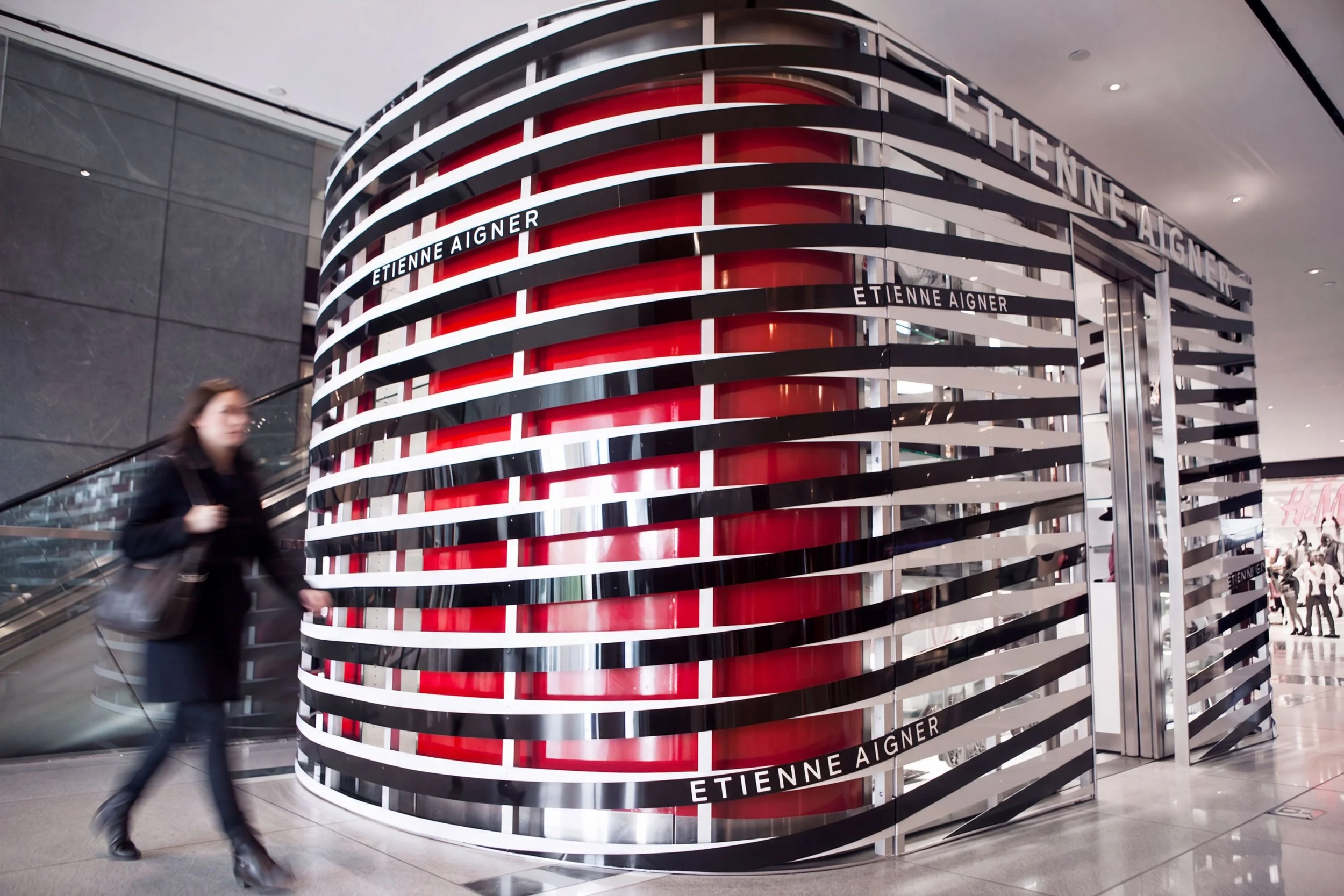 SKIN / ETIENNE AIGNER / GUILD / NEW YORK, NEW YORK / INSTALLATION DESIGN / 2014