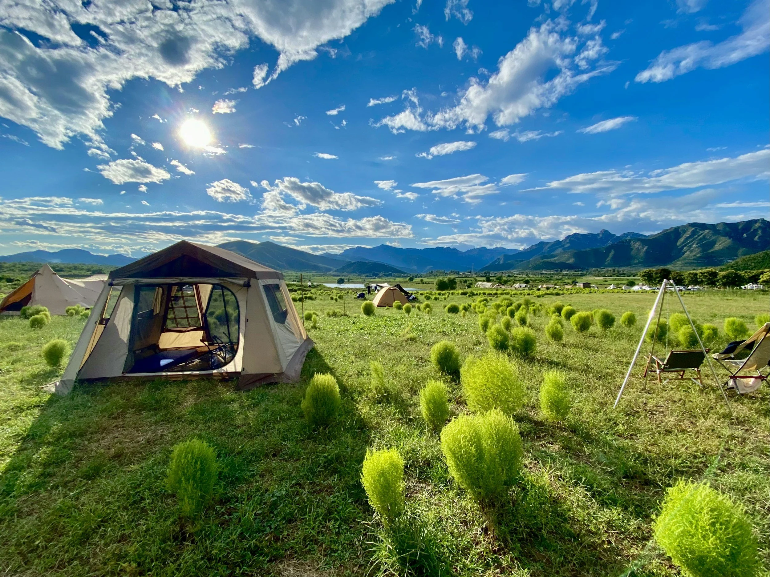Luxury safari tent camp overlooking the Tanzanian plains