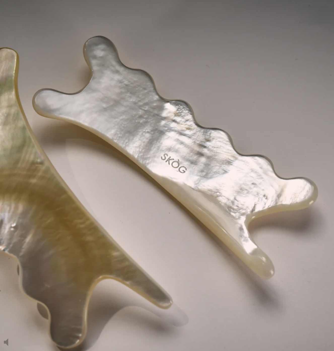 SKÓG, mother of pearl  Gua Sha tool, big