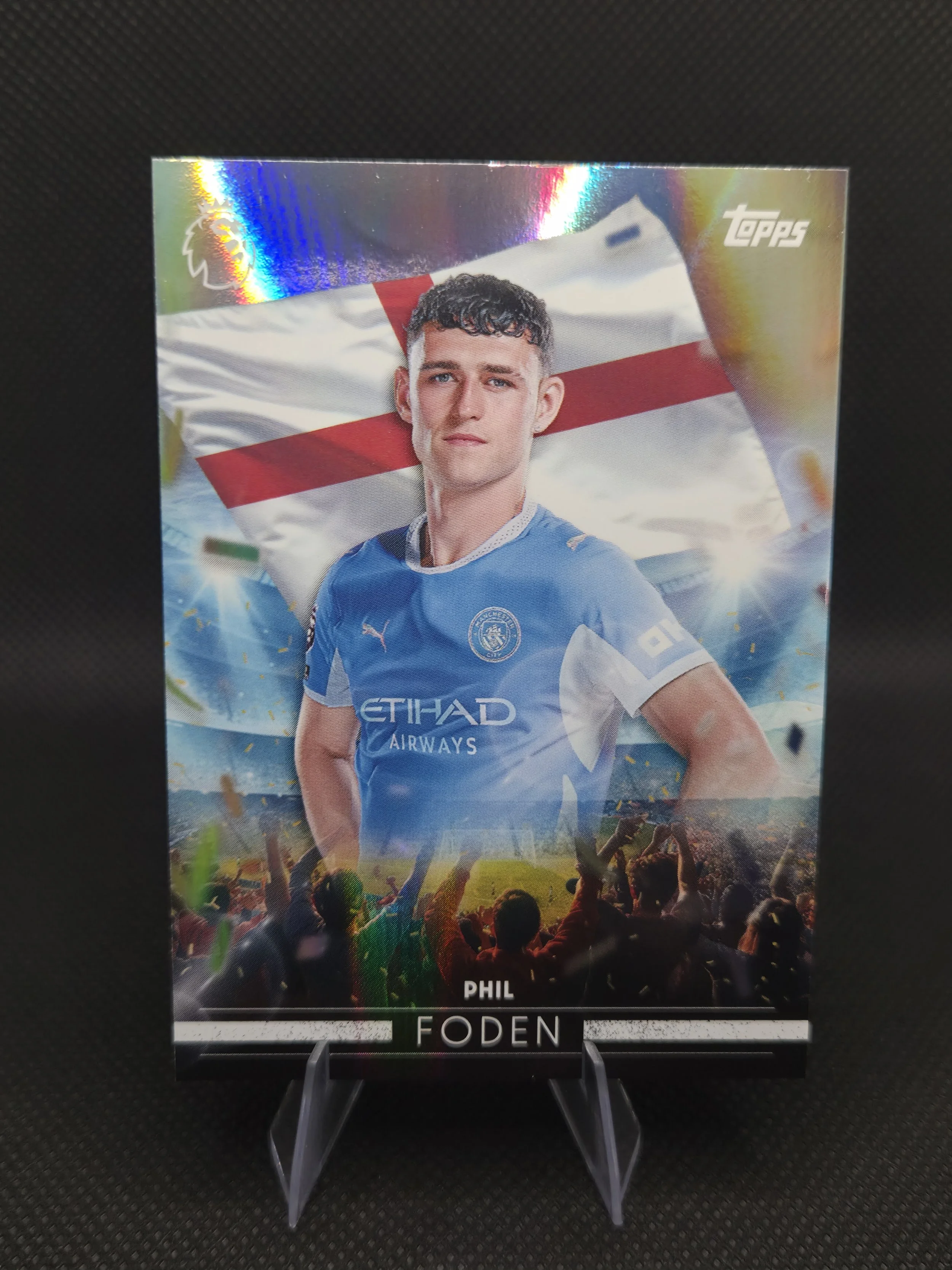 Phil Foden Flying the Flag FF18 – 2026/27 Topps Premier League