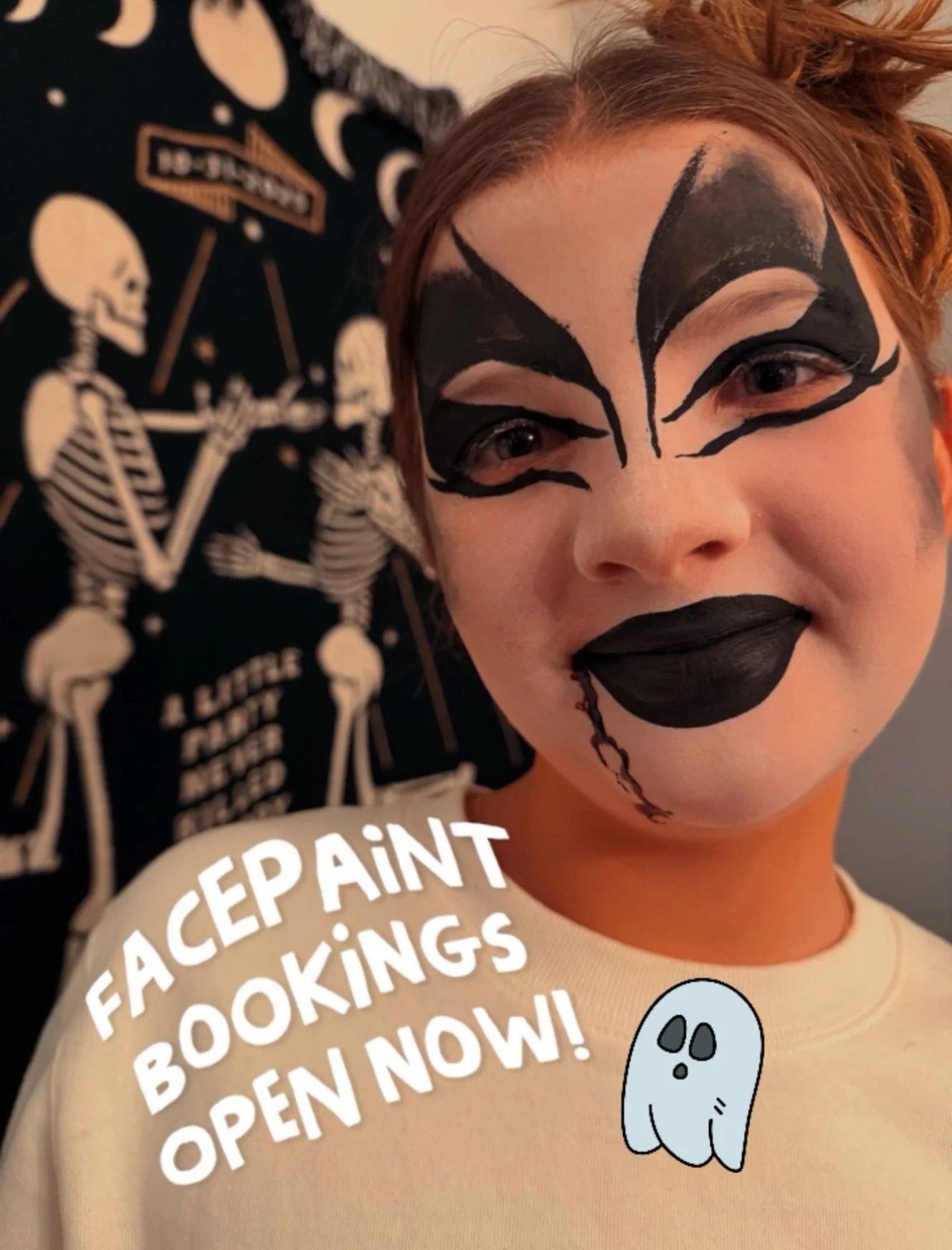 if you wanna book me for this years halloween party, you better hurry up friend! my calendar is getting fullll, check the 🔗 in my B-I-0