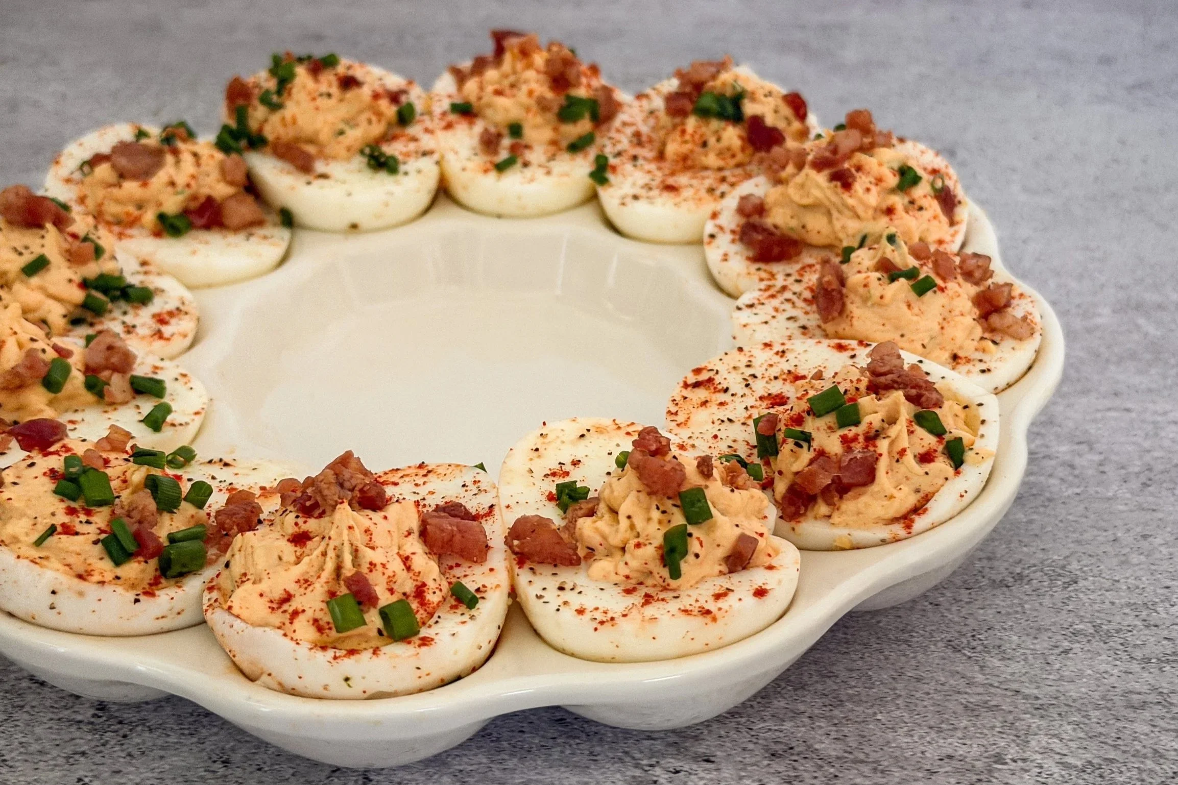 Sour Cream &amp; Chive Deviled Eggs