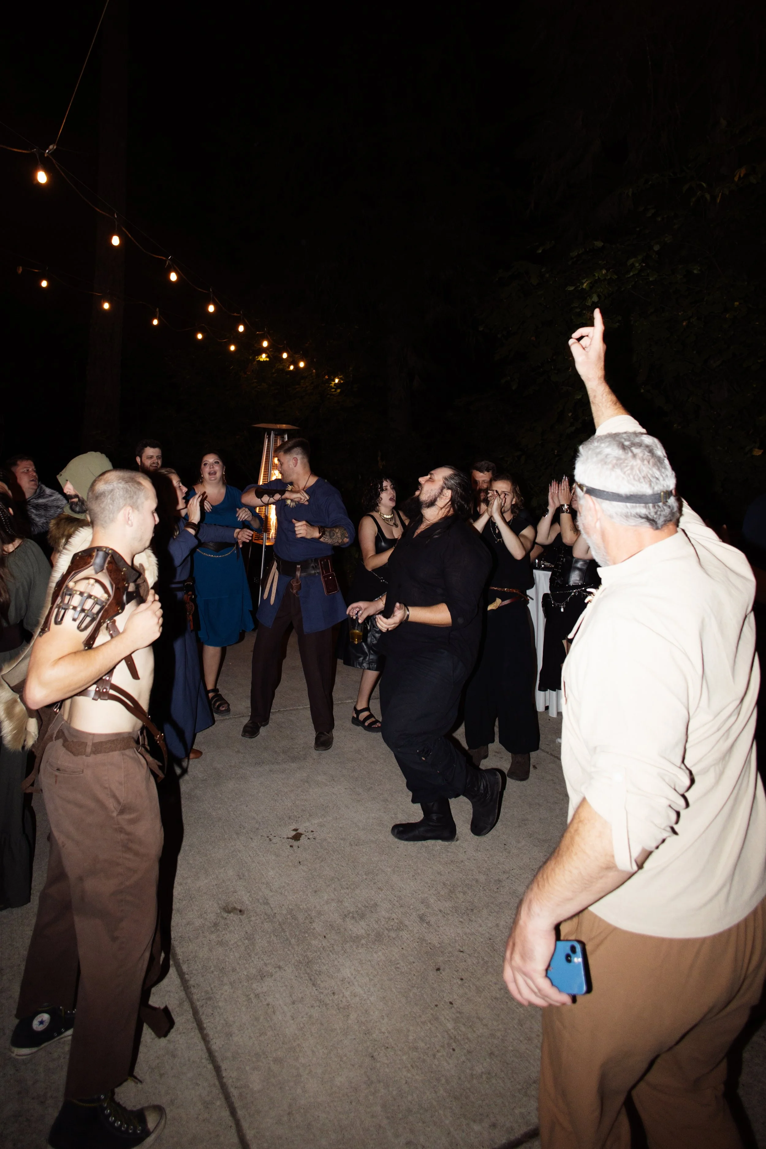 dancing-130.jpg