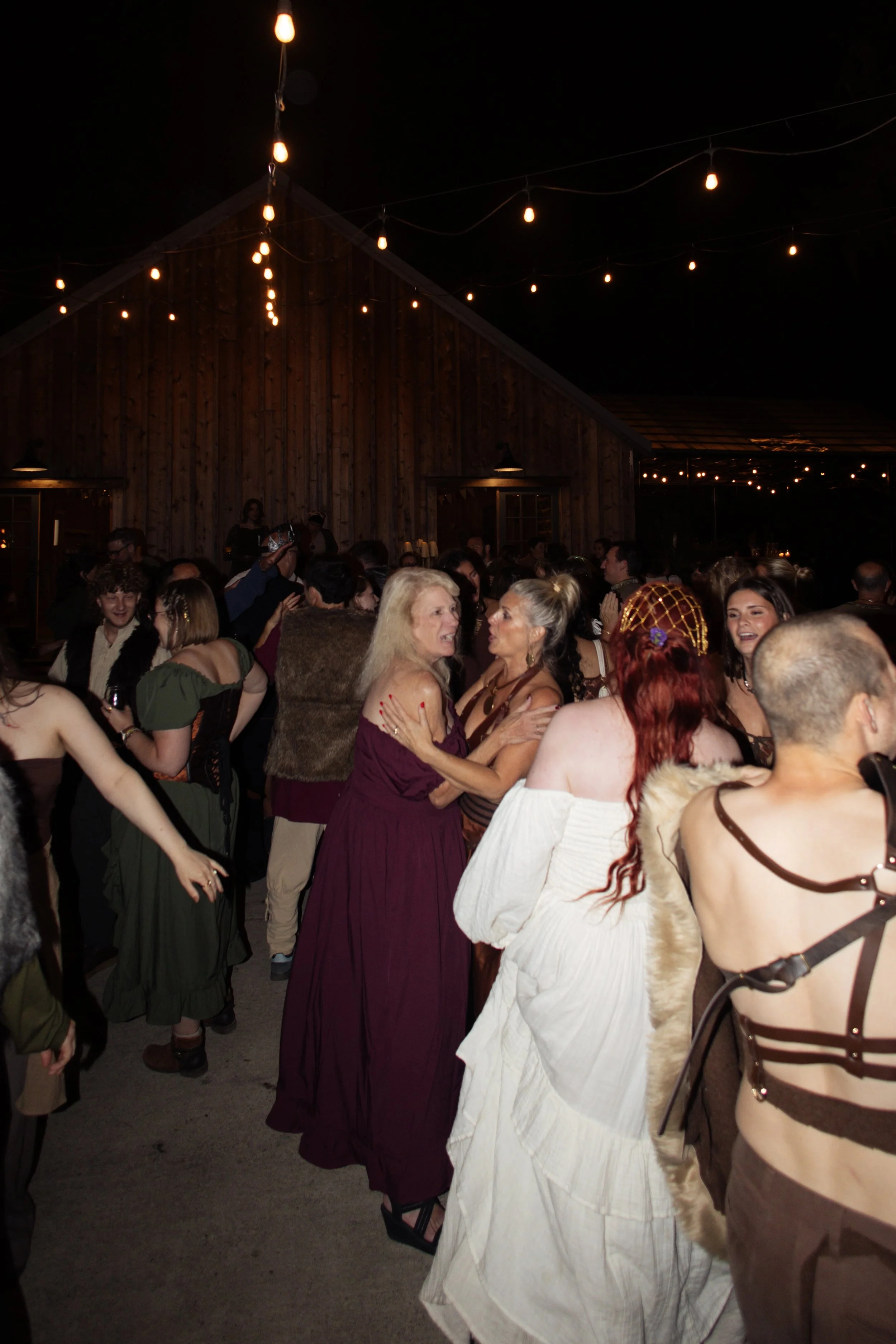 dancing-102.jpg