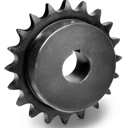 Engranaje de metal negro con dientes en los bordes