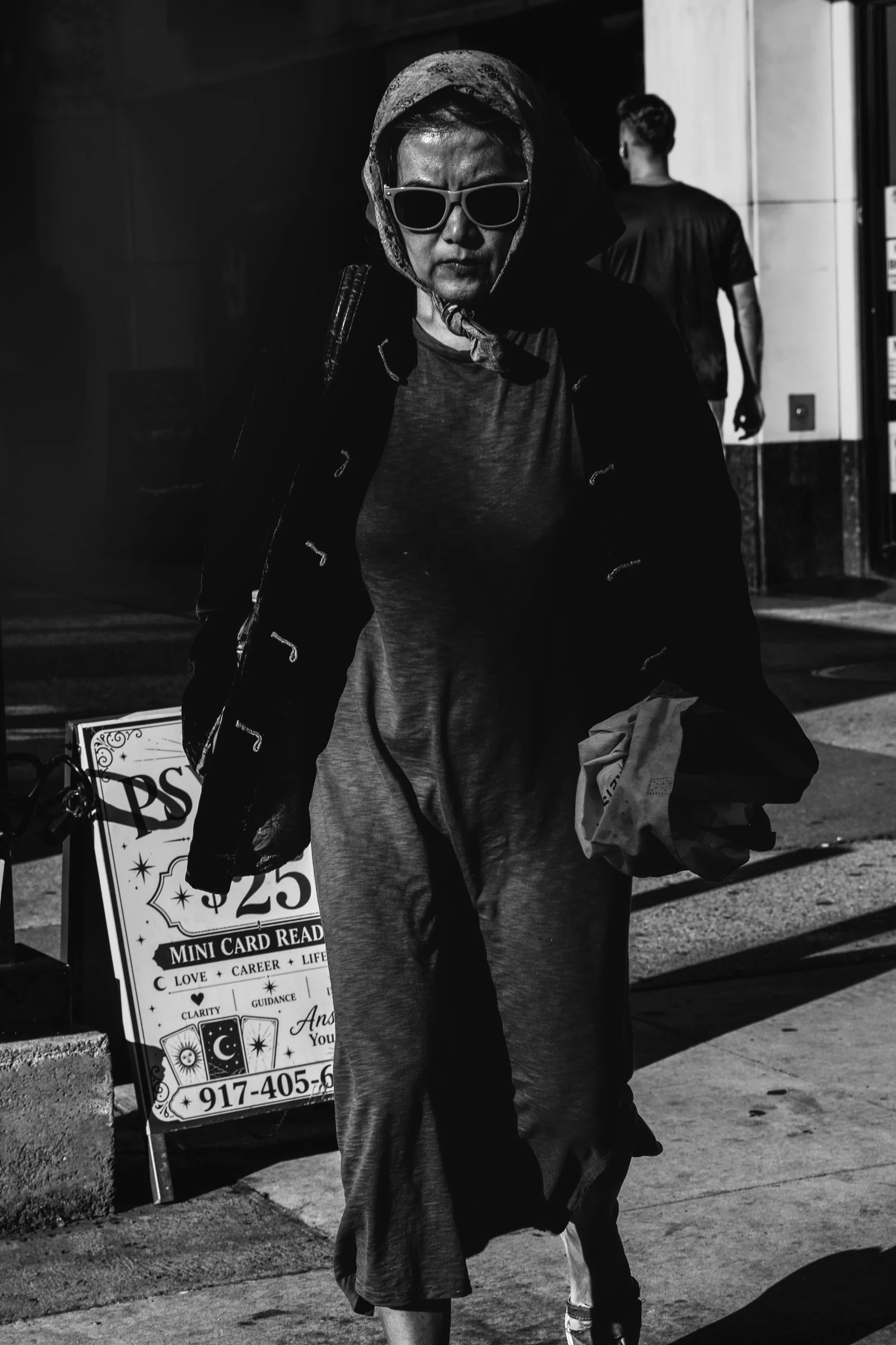 blue-glasses-bw-sepedit.jpg