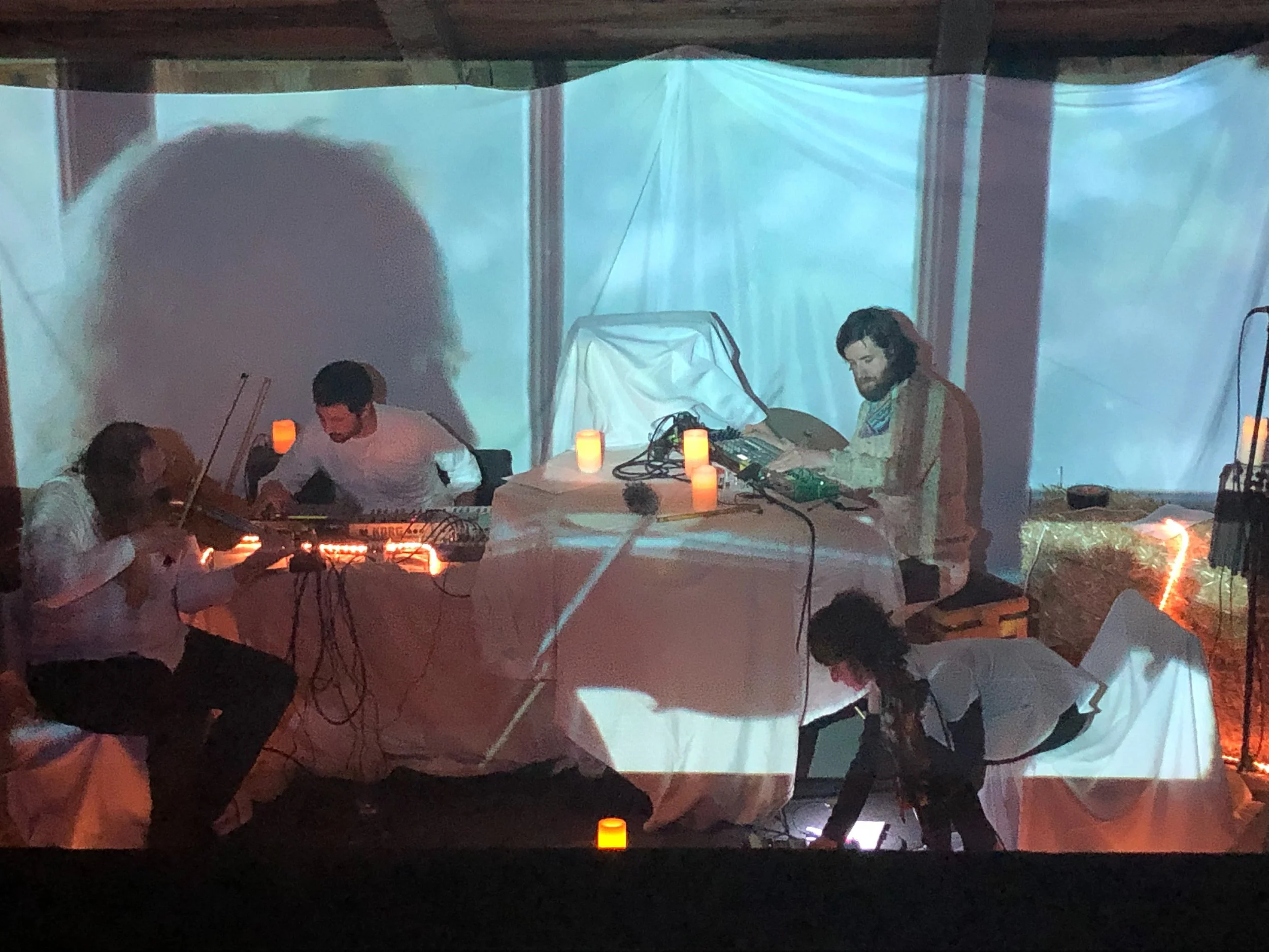6afa60d0-f6a9-4834-8100-7403c678c104_rw_3840.jpg