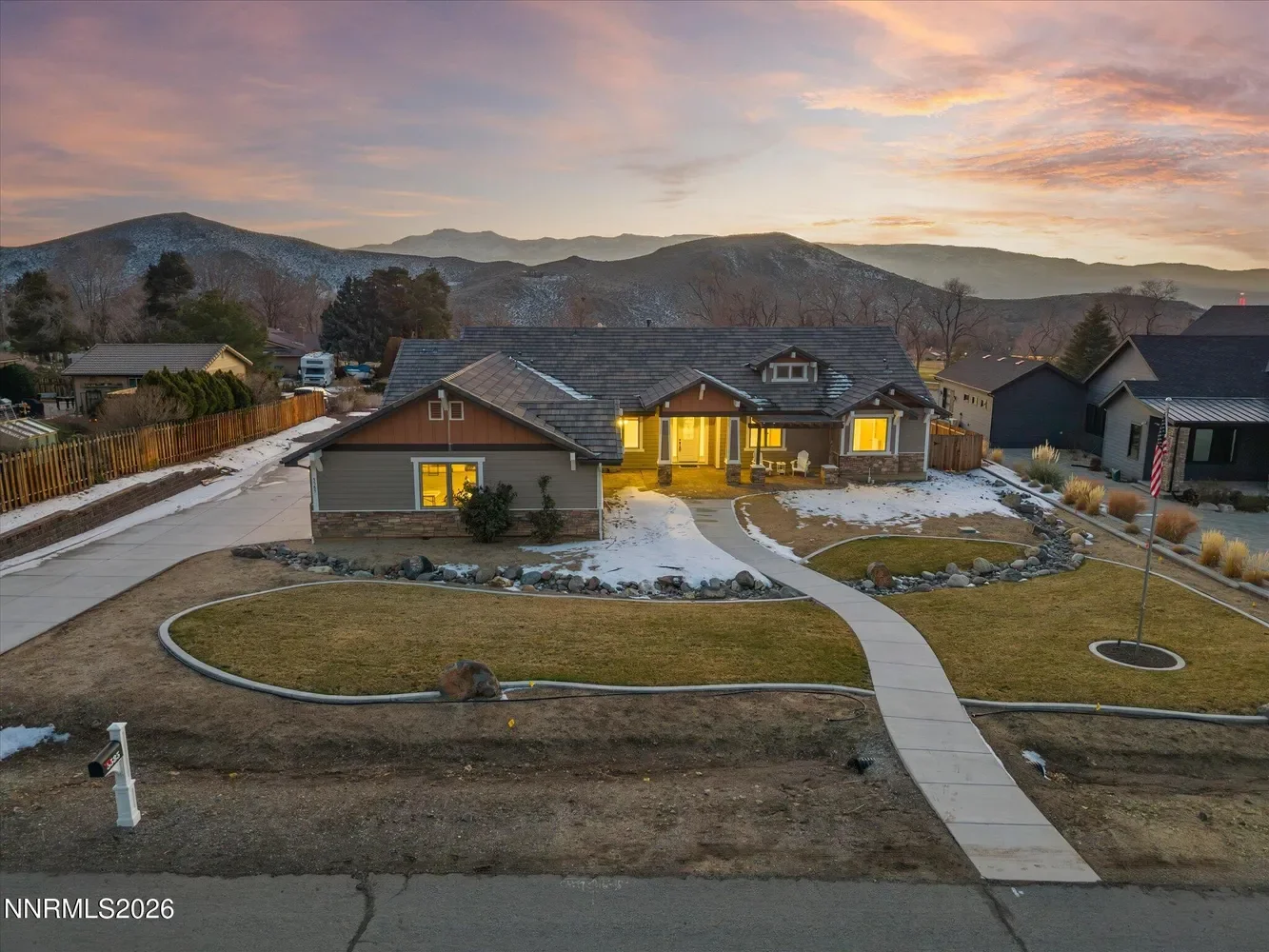 5585 E Hidden Valley drive