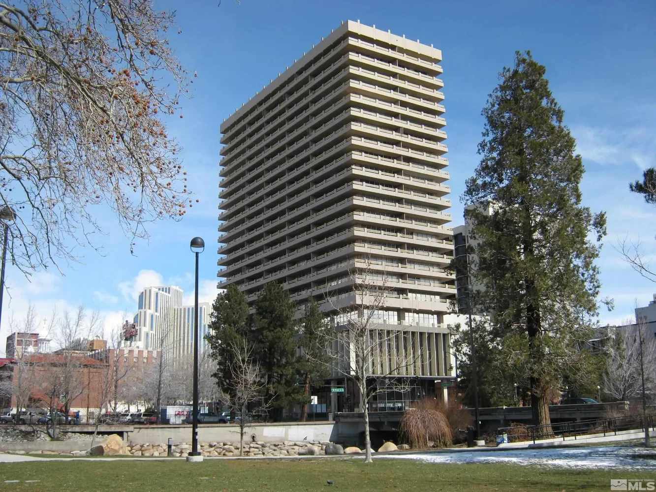 100 North Arlington Avenue, Unit 20I