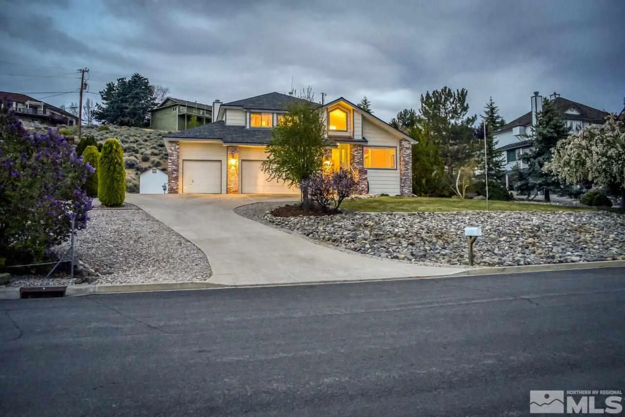 13400 Rim Rock Drive
