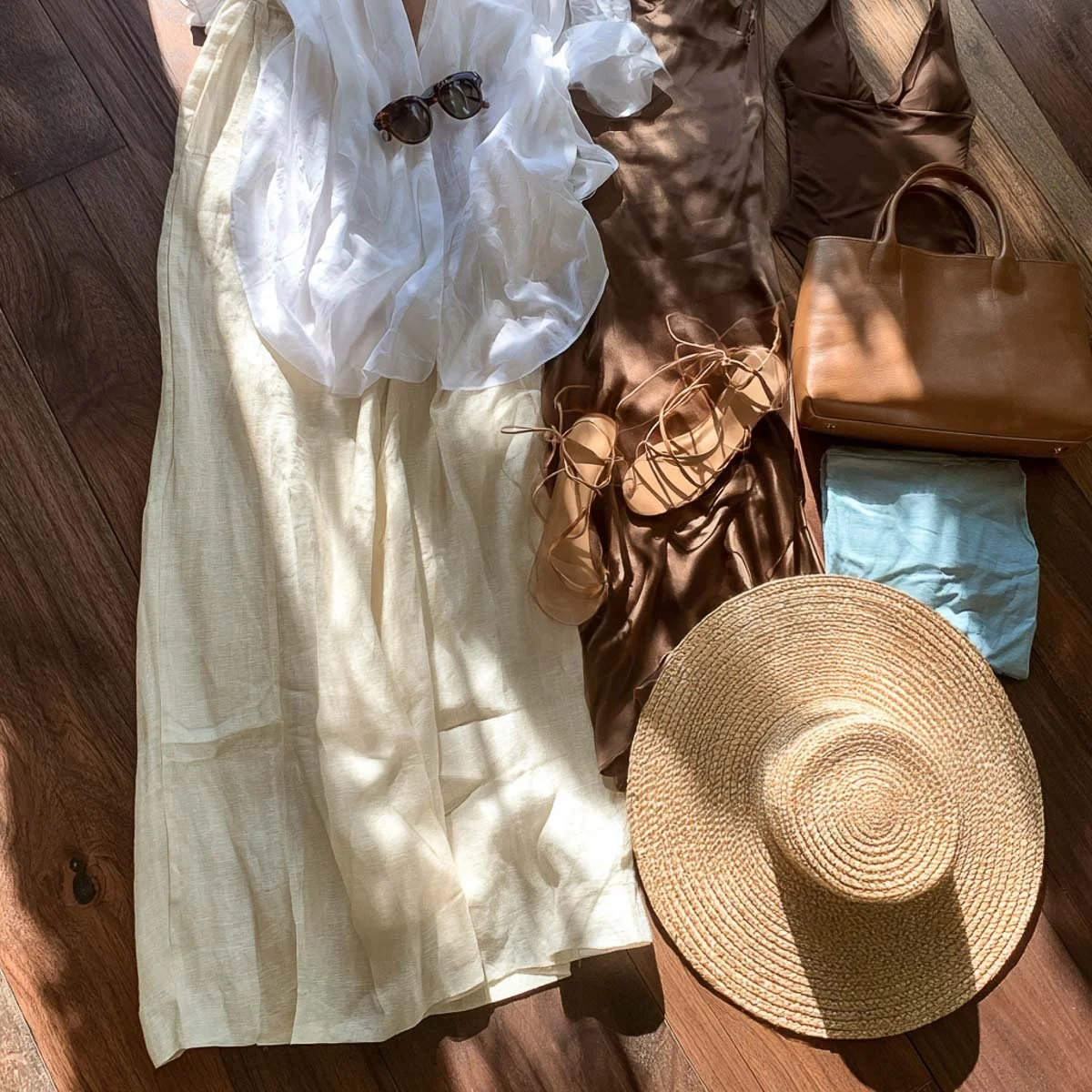 Resort Elegance: The Realistic 7-Day Caribbean Cruise Capsule Wardrobe