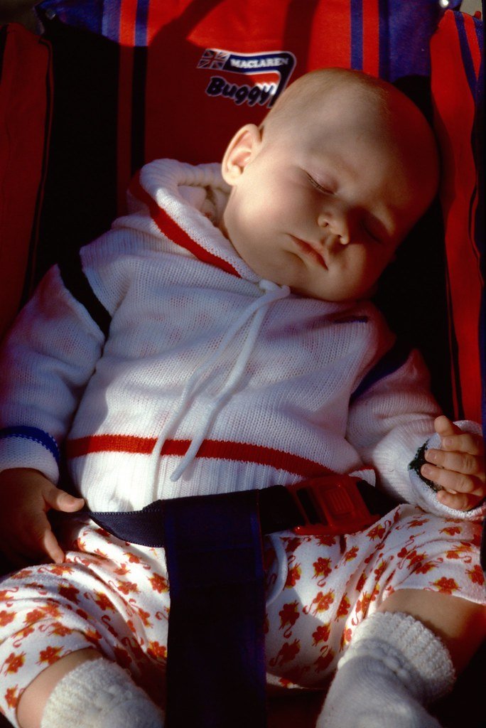 1984--484684--40_21119511592_l.jpg