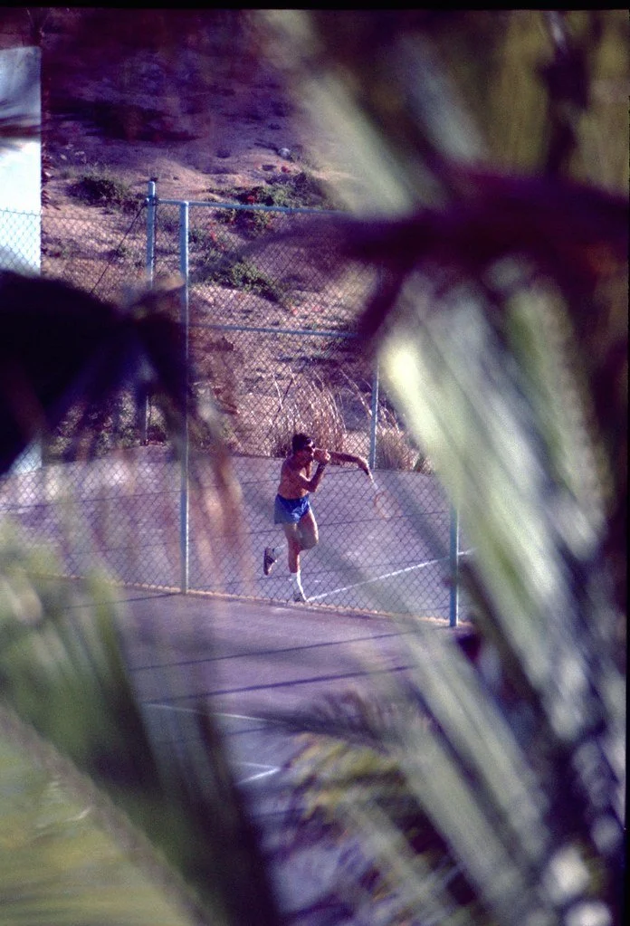 1975m-010_20853376264_l.jpg