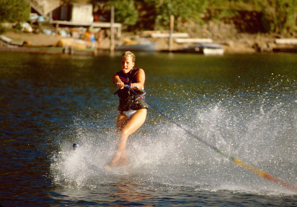 1988--588788---77_20843518378_l.jpg