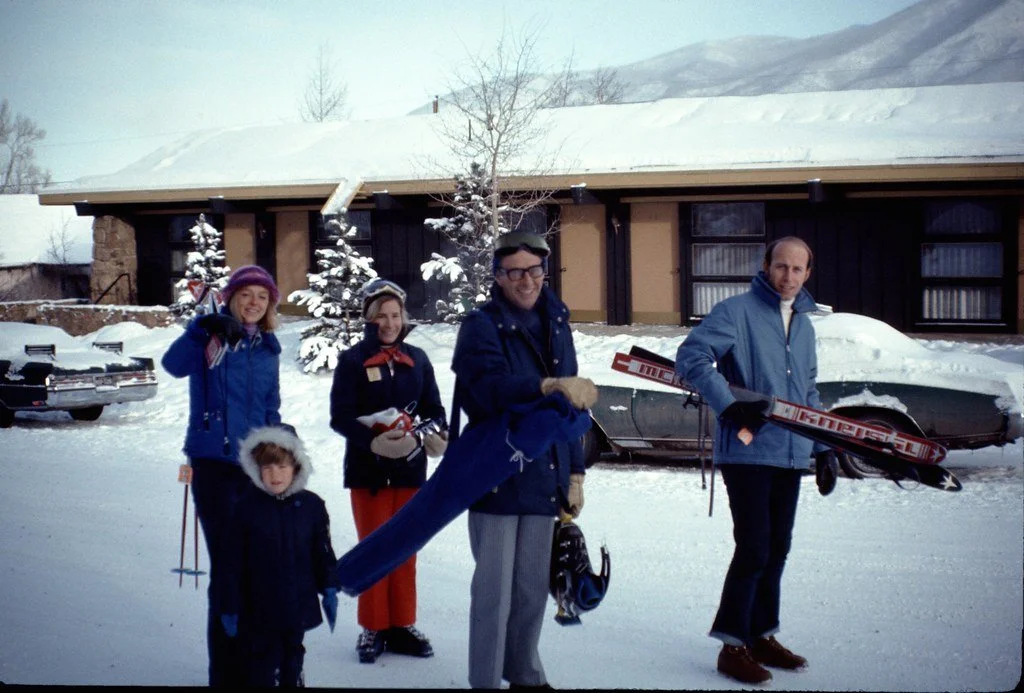 1972-024_21291193910_l.jpg