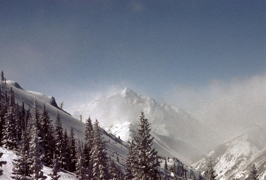 1975ski-024_21449548356_l.jpg
