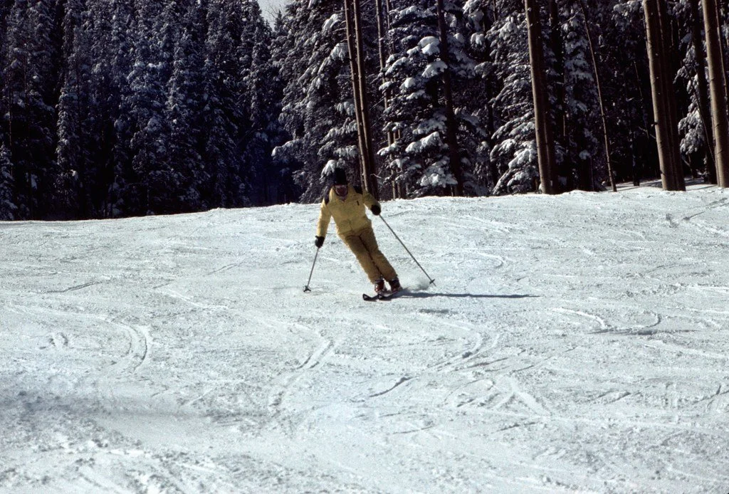 1975ski-019_20854681373_l.jpg