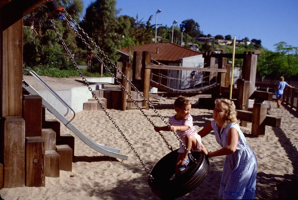 1984--484684--39_21137425141_l.jpg