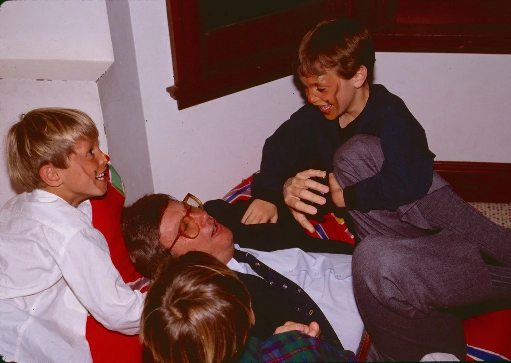1988--1288389--20_20846852509_l.jpg