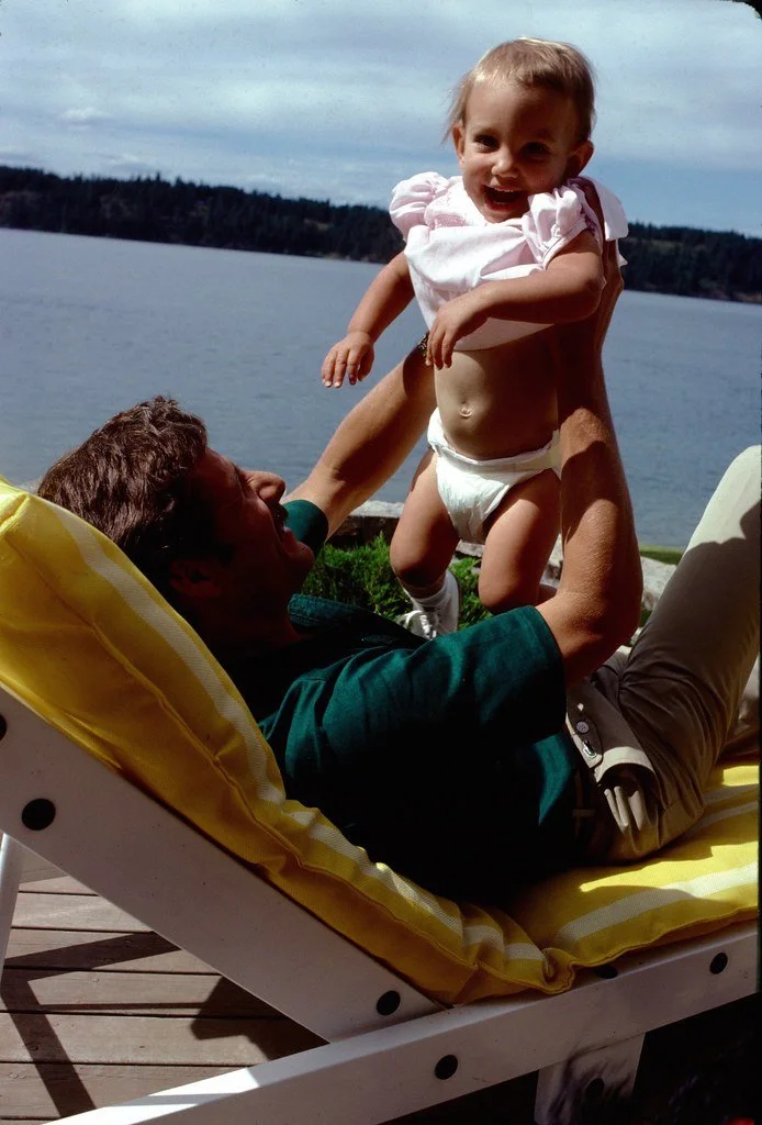 1981--681881--69_20859919059_l.jpg