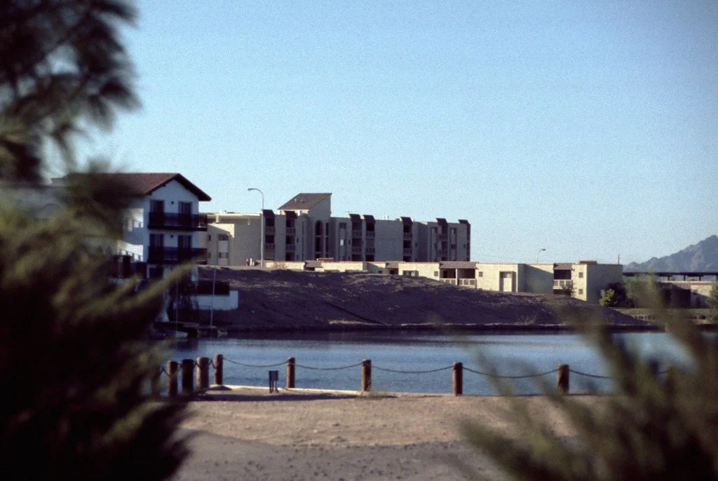 1975m-045_20855024773_l.jpg
