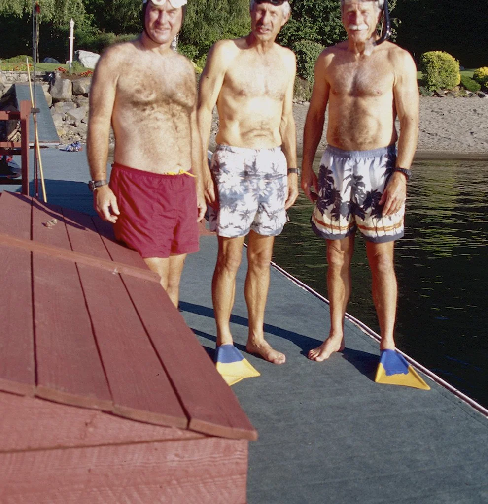 25_39352772901_l.jpg