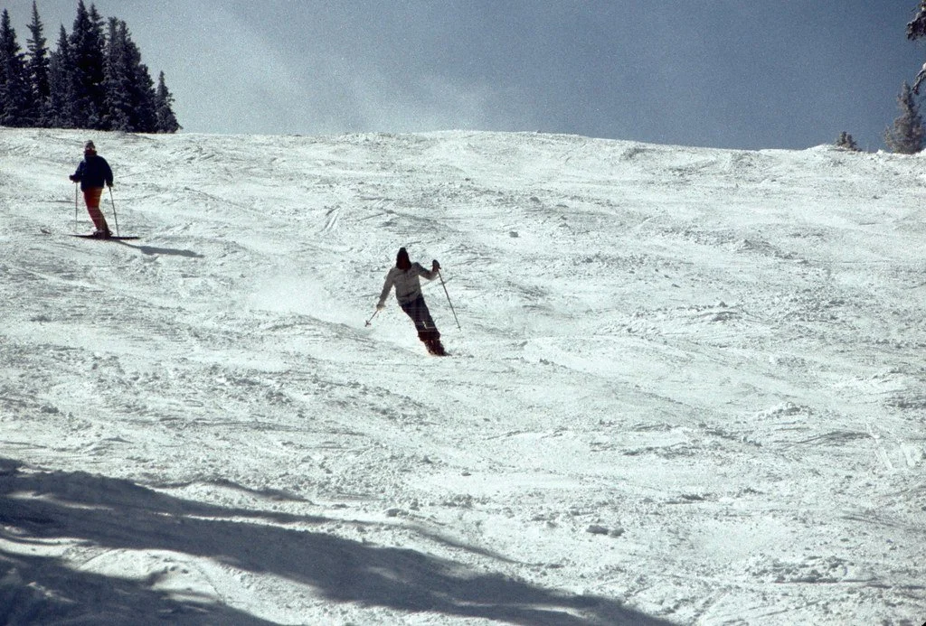 1975ski-036_21464778422_l.jpg