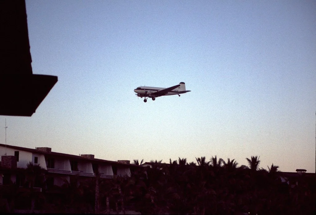 1975m-006_20853371414_l.jpg