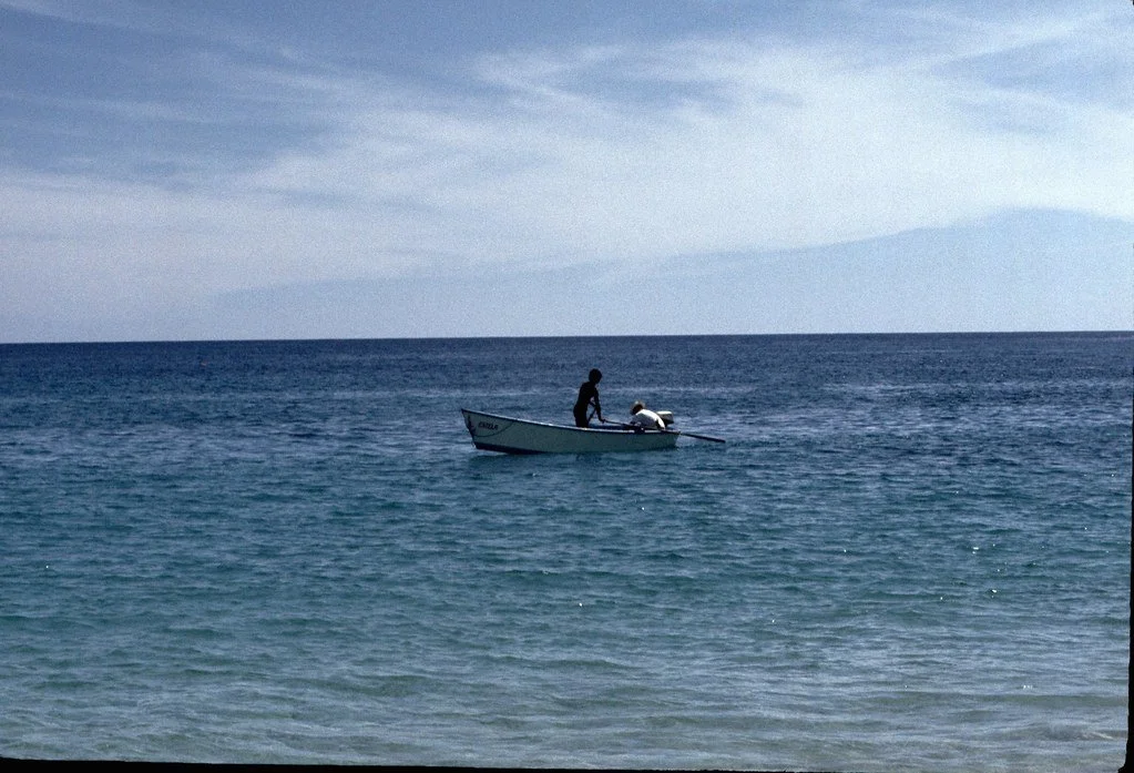 1975m-012_21288256288_l.jpg