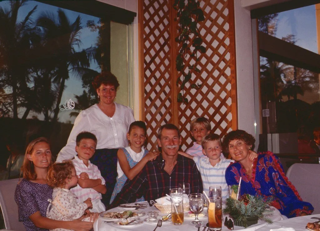 1988--1288389--49_20845595220_l.jpg