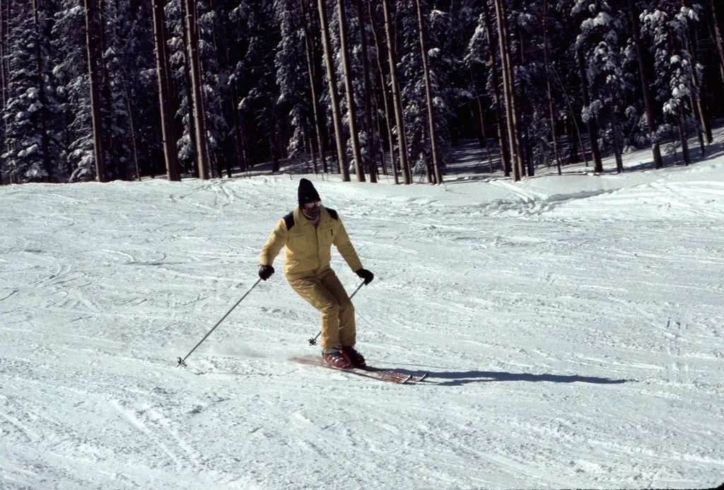 1975ski-020_21287949308_l.jpg