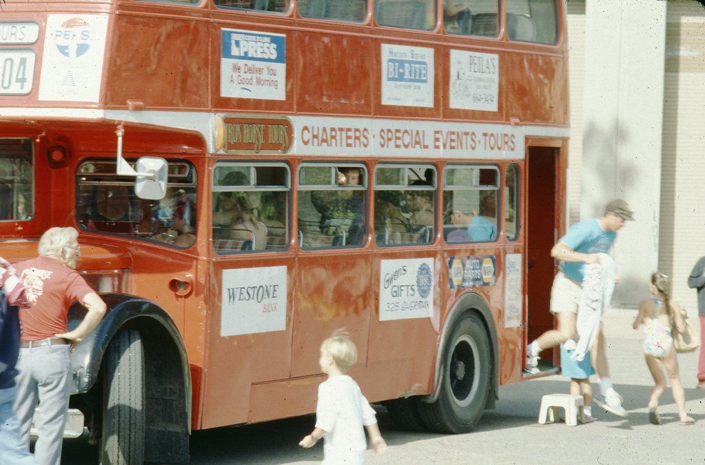1992--692892--75_21049479161_l.jpg