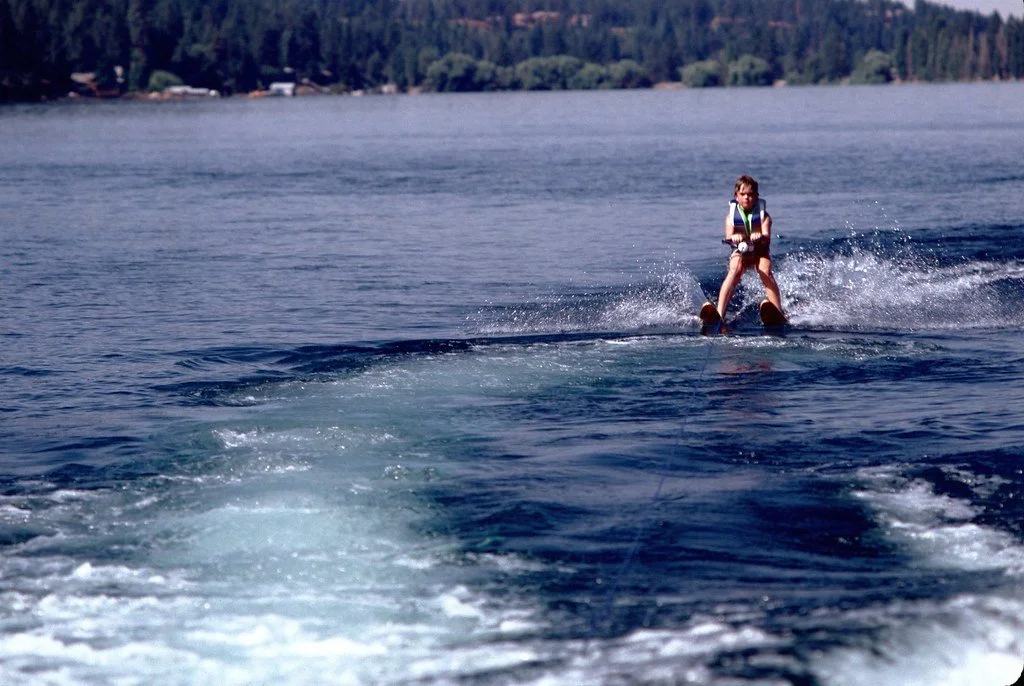1981--881182--22_20859451949_l.jpg