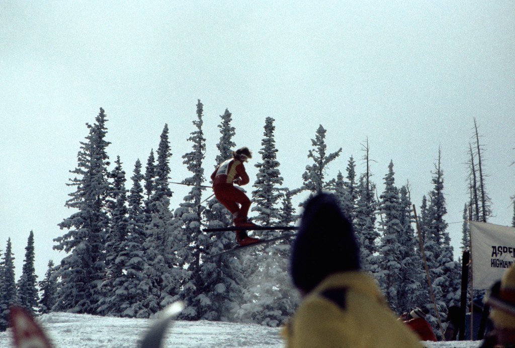 1975ski-046_20853103864_l.jpg