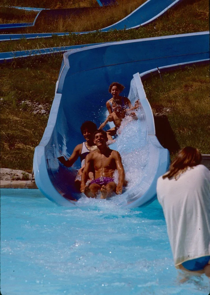 1988--588788---51_21005135186_l.jpg
