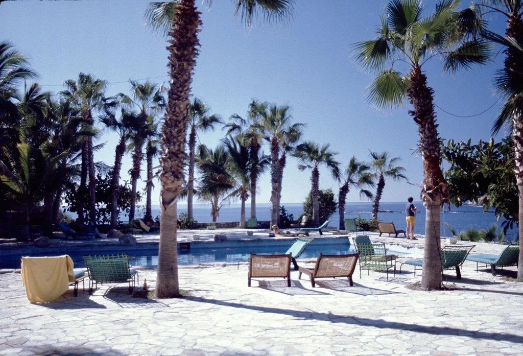 1975m-030_21289194189_l.jpg