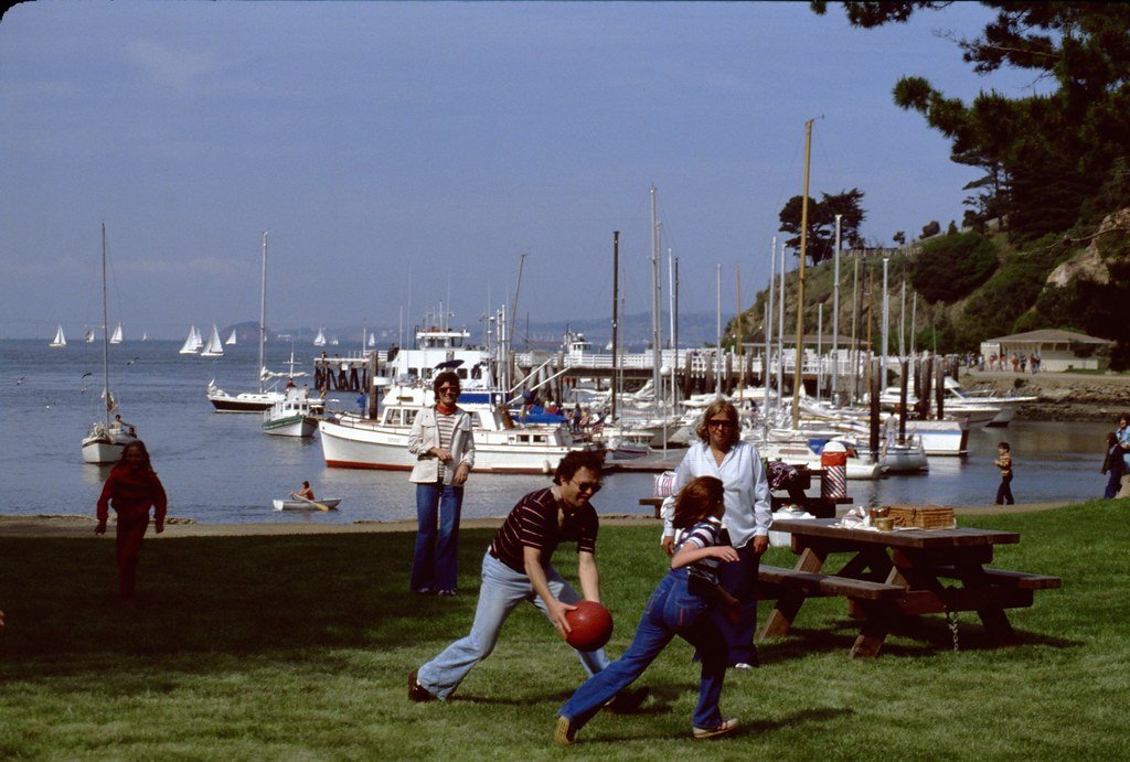 197871--084_21329396840_l.jpg