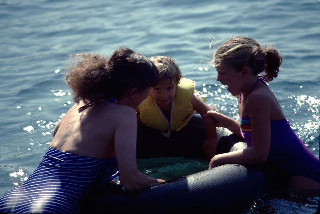1982--682882--41_21035257262_l.jpg