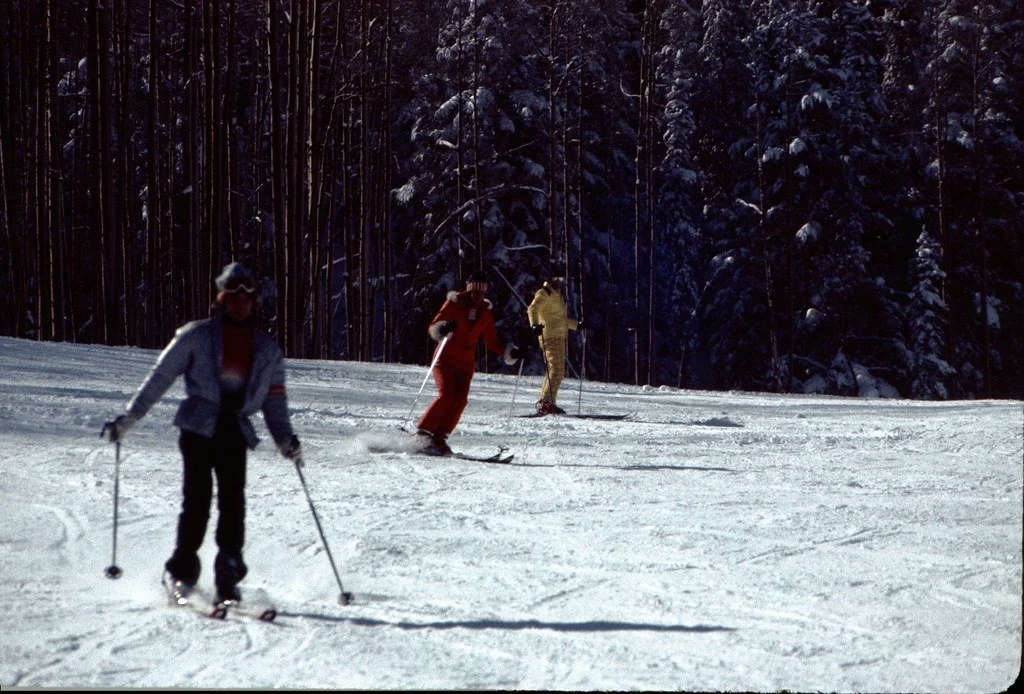 1975ski-015_21287943738_l.jpg