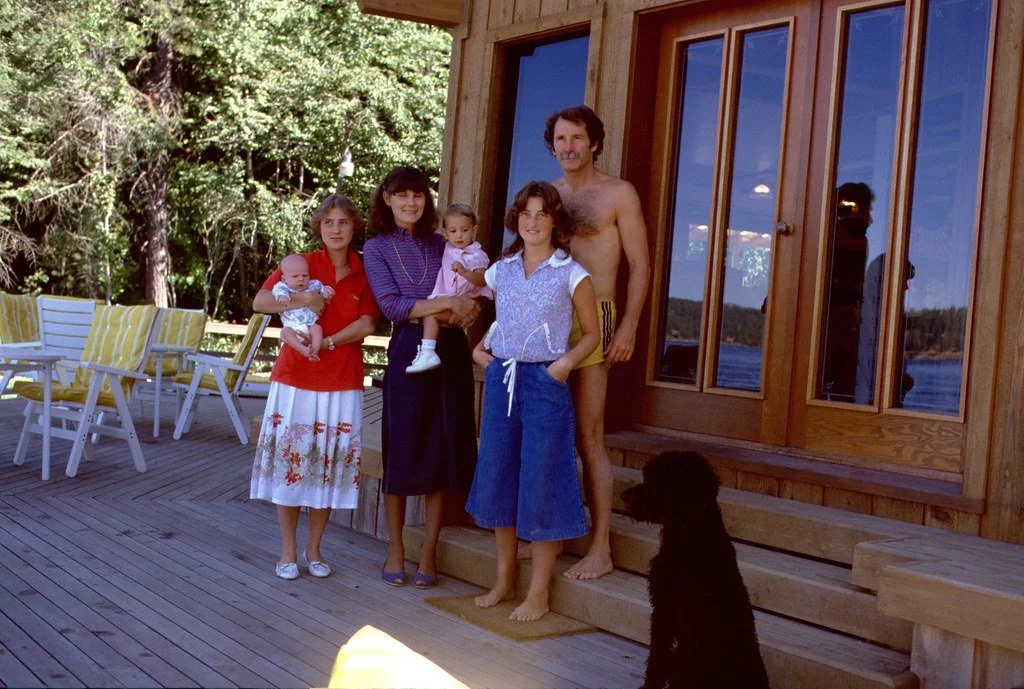 1981--881182--35_21053894221_l.jpg