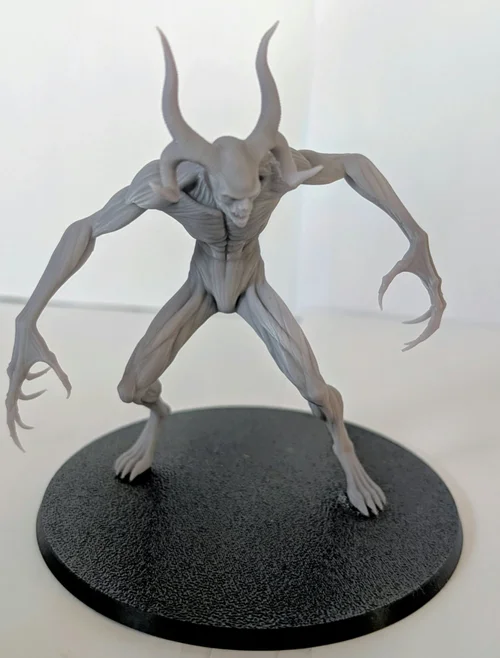 Horned Shadow demon resin miniature