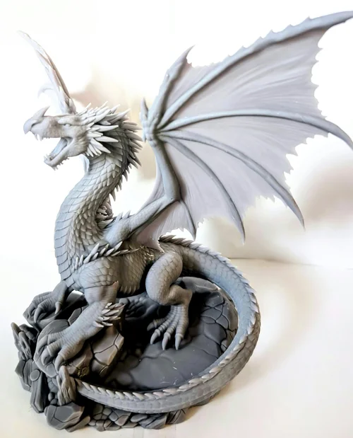 Adult Red Dragon resin miniature