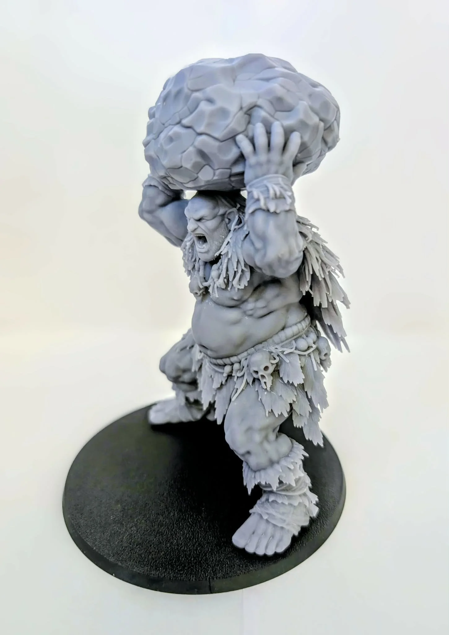 Hill Giant – Stonebreaker
